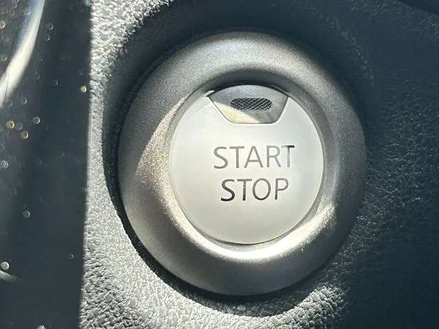 ノート（ニッサン）の車両写真