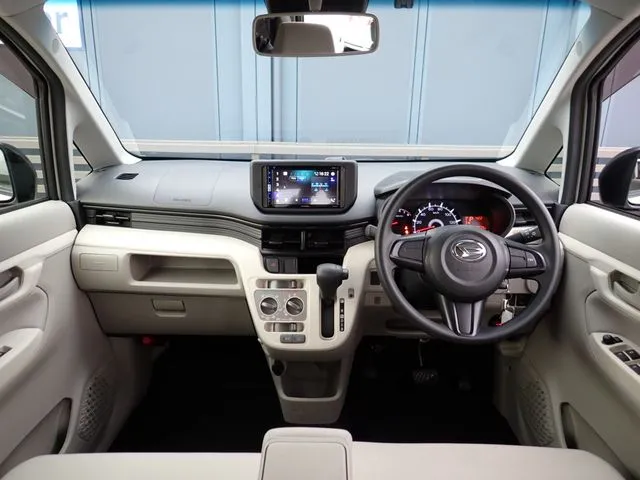 ムーヴ（ダイハツ）の車両写真