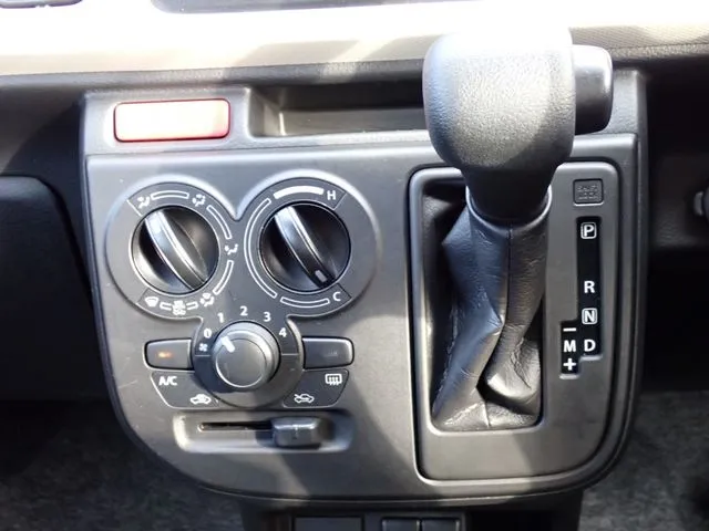 アルト（スズキ）の車両写真