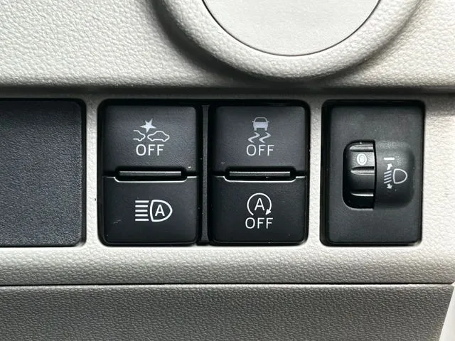 ムーヴ（ダイハツ）の車両写真