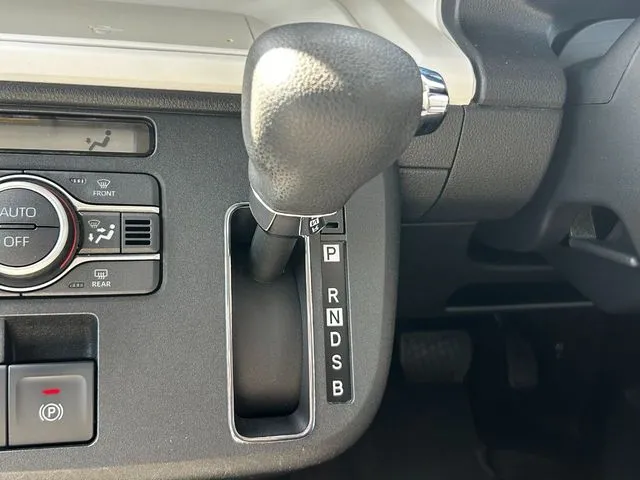 ムーヴ　キャンバス（ダイハツ）の車両写真