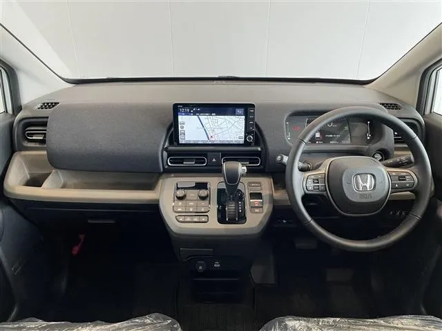 ホンダ　フリード　ｅ：ＨＥＶ