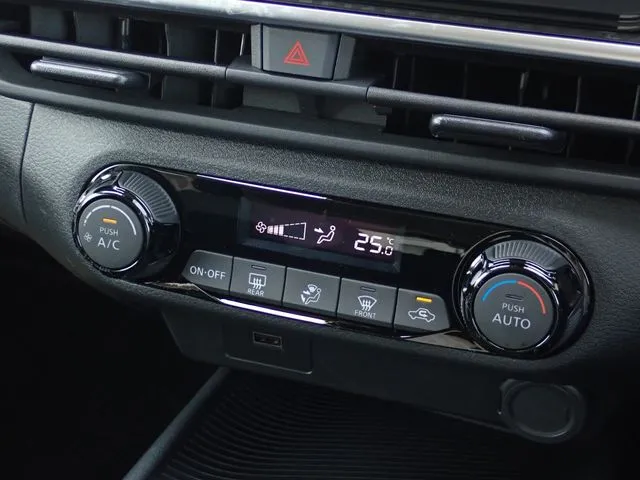 ニッサン ノート