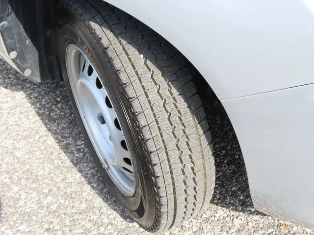 プロボックスバン　２ＷＤ（トヨタ）の車両写真