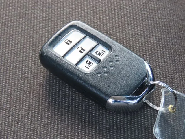 ステップワゴン（ホンダ）の車両写真