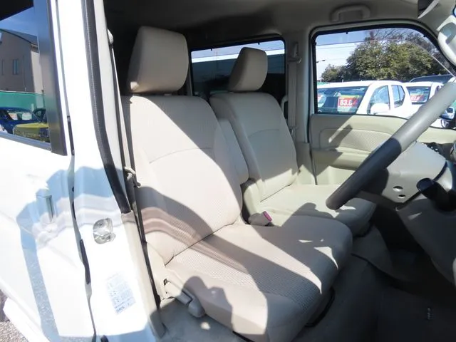 エブリイワゴン（スズキ）の車両写真