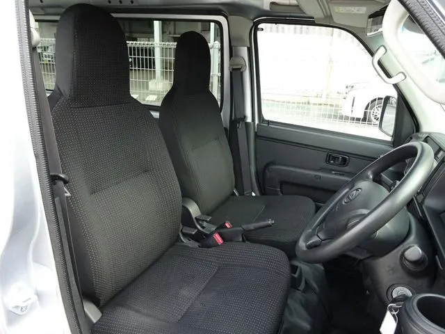 ハイゼットカーゴ（ダイハツ）の車両写真