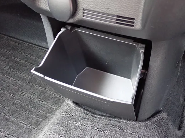 ミツビシ　ｅＫワゴン