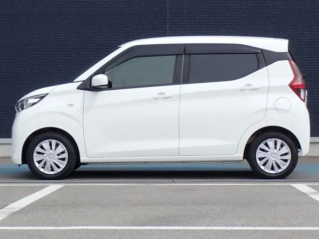 ミツビシ　ｅＫワゴン