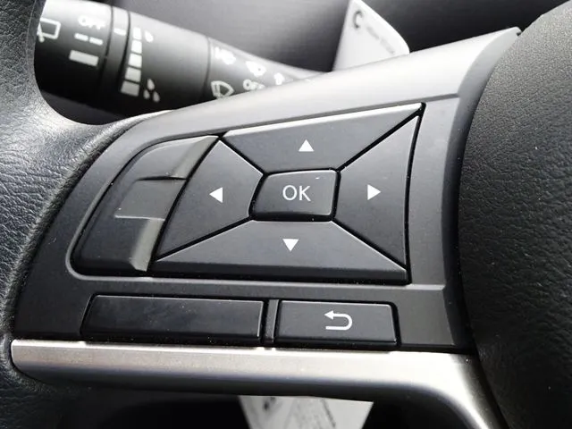 セレナ　Ｓハイブリッド　４ＷＤ（ニッサン）の車両写真