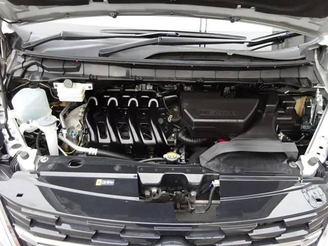 セレナ　Ｓハイブリッド　４ＷＤ（ニッサン）の車両写真