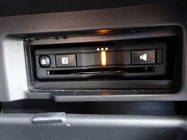 セレナ　Ｓハイブリッド　４ＷＤ（ニッサン）の車両写真