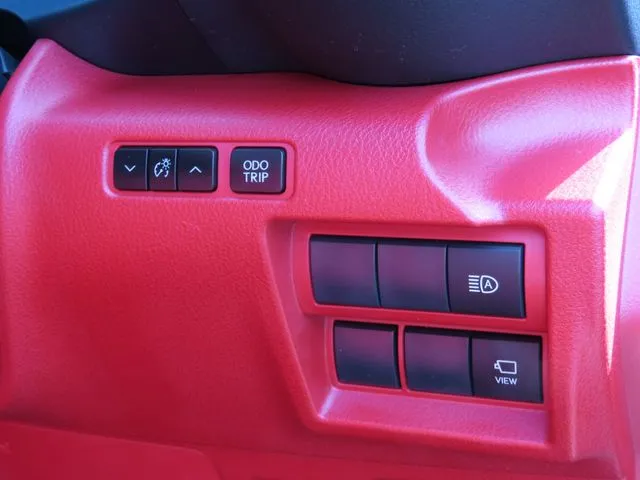 レクサス　ＩＳ３５０（トヨタ）の車両写真