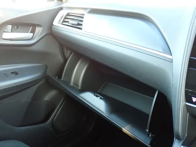 シャトル ハイブリッド(ホンダ)の車両写真