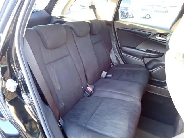 シャトル ハイブリッド(ホンダ)の車両写真