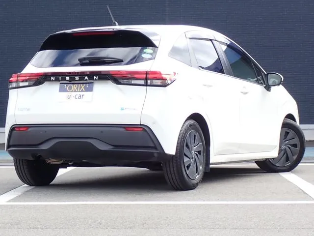 ノート（ニッサン）の車両写真