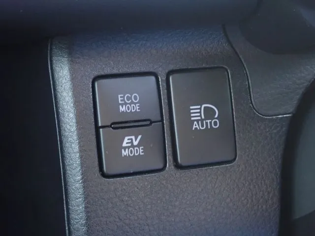 プロボックスバン　ハイブリッド（トヨタ）の車両写真