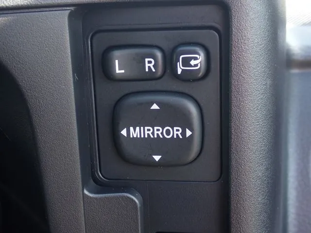 プロボックスバン　ハイブリッド（トヨタ）の車両写真