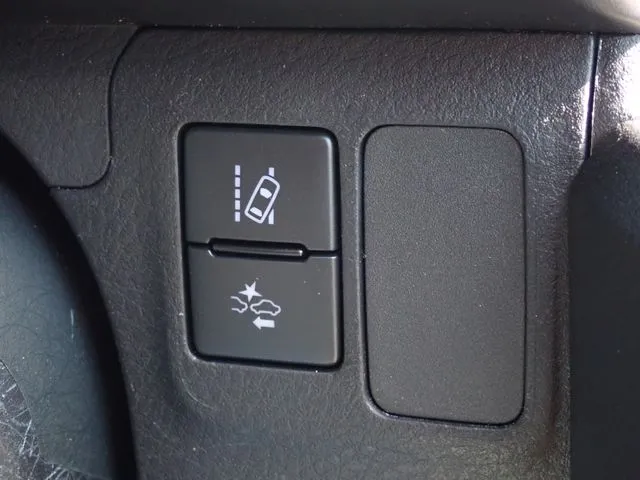 プロボックスバン　ハイブリッド（トヨタ）の車両写真