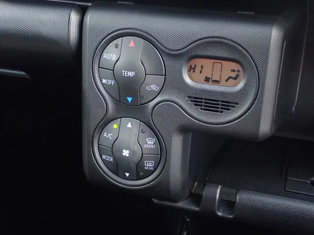 プロボックスバン　ハイブリッド（トヨタ）の車両写真