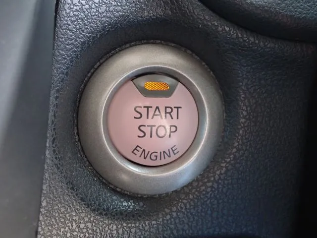 ノート(ニッサン)の車両写真