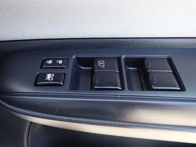 ノート(ニッサン)の車両写真