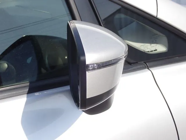 ノート(ニッサン)の車両写真