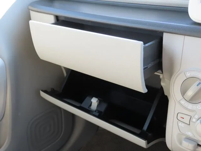 アルト　ラパン（スズキ）の車両写真