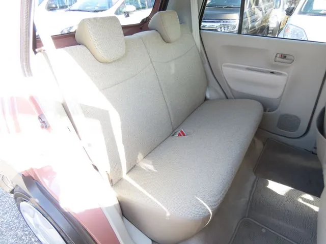 アルト　ラパン（スズキ）の車両写真