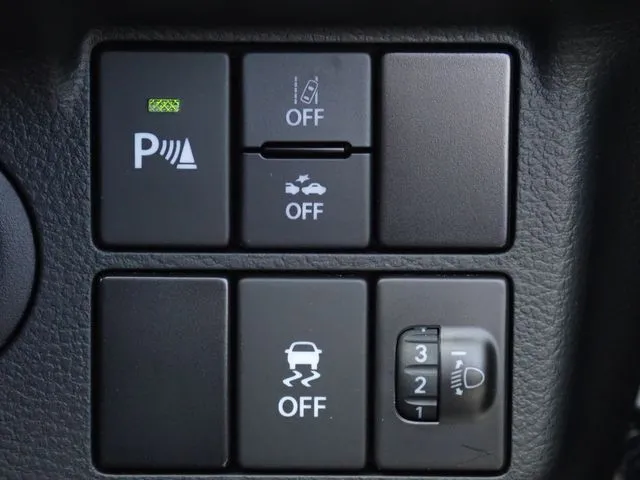 スズキ　アルト　４ＷＤ