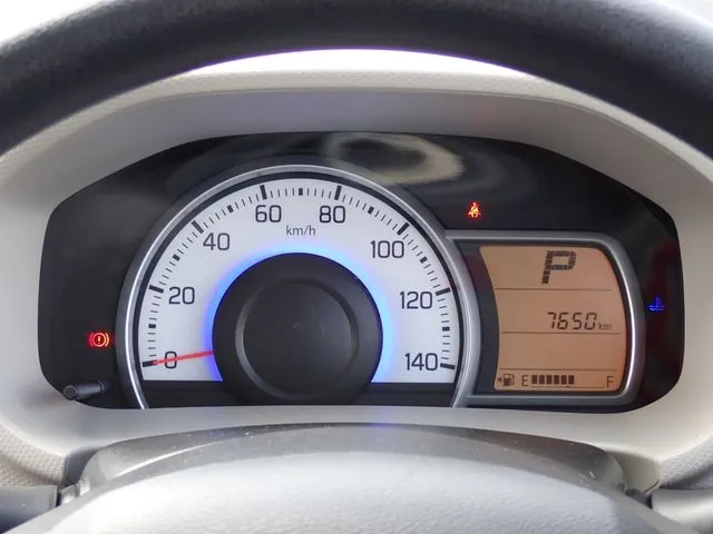 スズキ　アルト　４ＷＤ