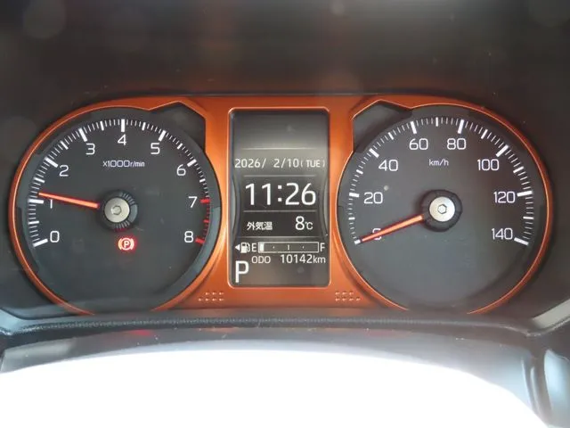 タフト（ダイハツ）の車両写真