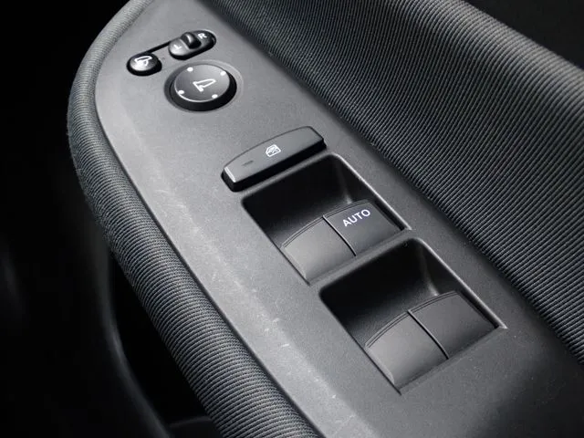 ホンダ　フィット　ｅ：ＨＥＶ