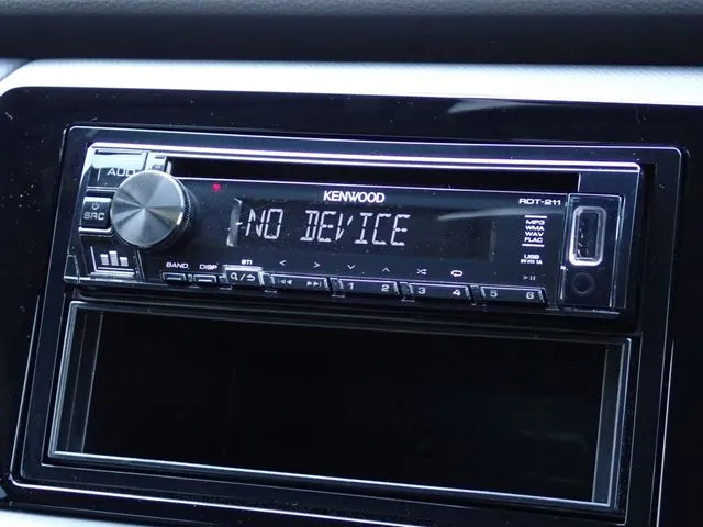 ホンダ　フィット　ｅ：ＨＥＶ