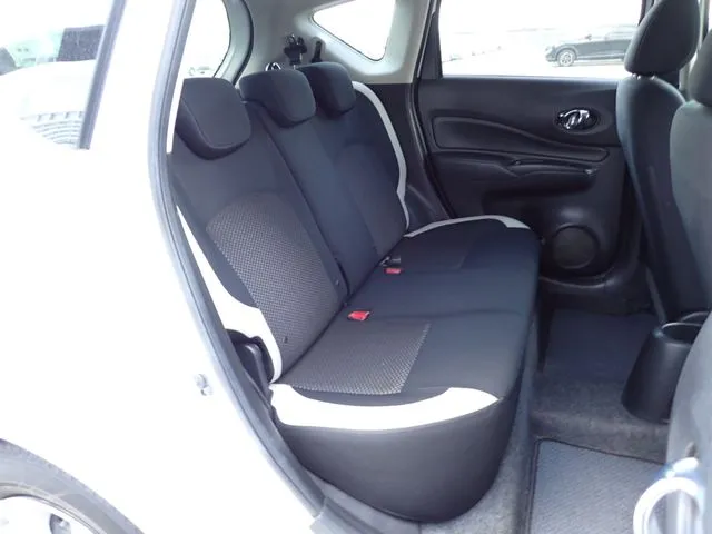 ニッサン　ノート