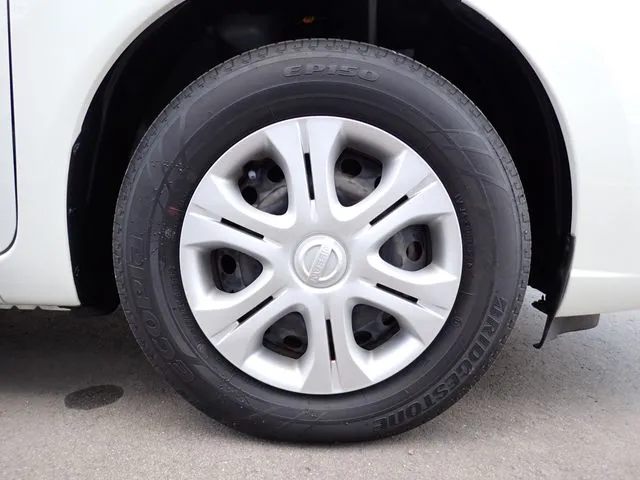 ニッサン　ノート