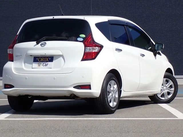 ニッサン　ノート