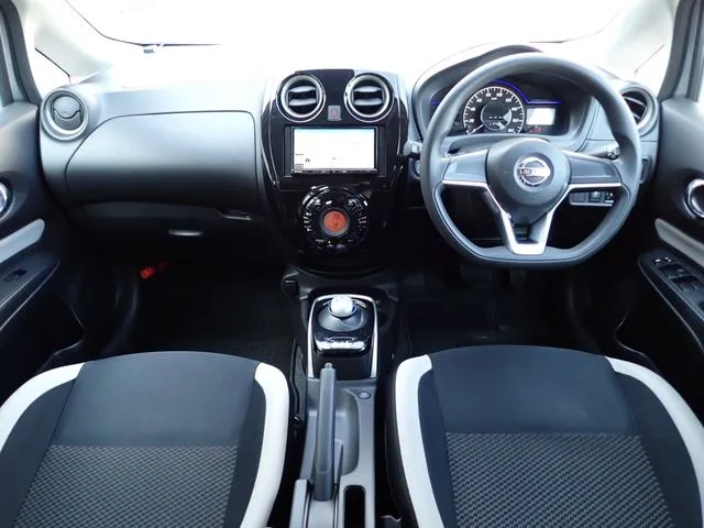 ニッサン ノート