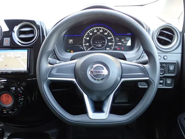 ニッサン ノート