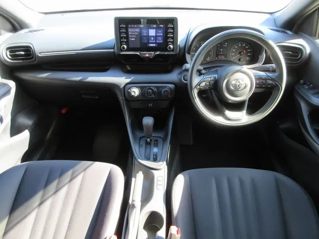 ヤリス(トヨタ)の車両写真