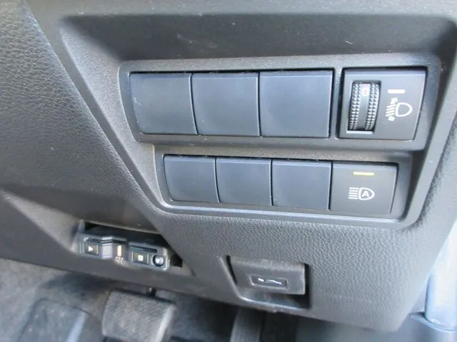 ヤリス(トヨタ)の車両写真