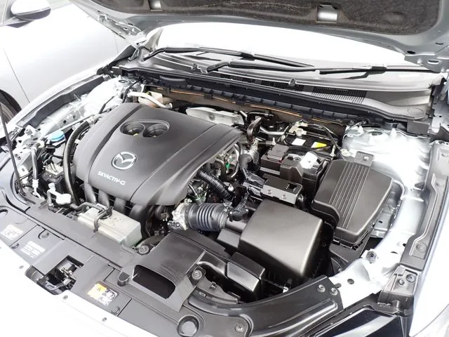 ＭＡＺＤＡ６　セダン（マツダ）の車両写真