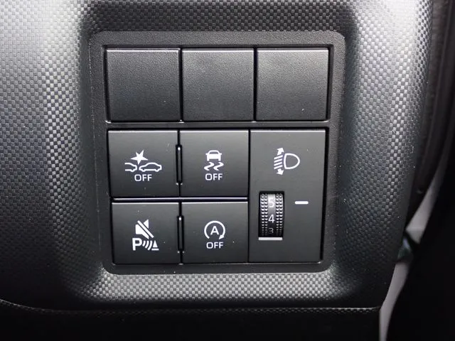 ダイハツ　ロッキー