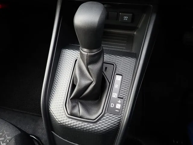 ダイハツ　ロッキー