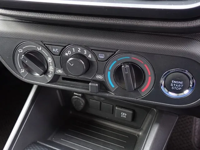 ダイハツ ロッキー