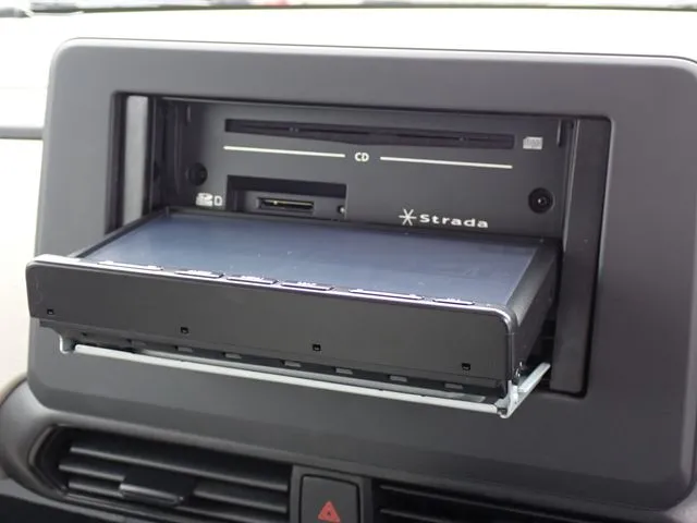 ルークス(ニッサン)の車両写真