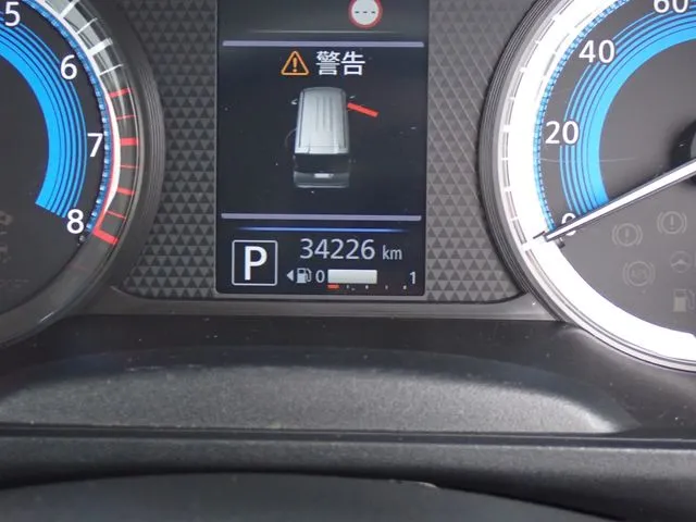 ルークス(ニッサン)の車両写真