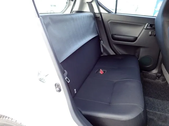 ミラ イース(ダイハツ)の車両写真