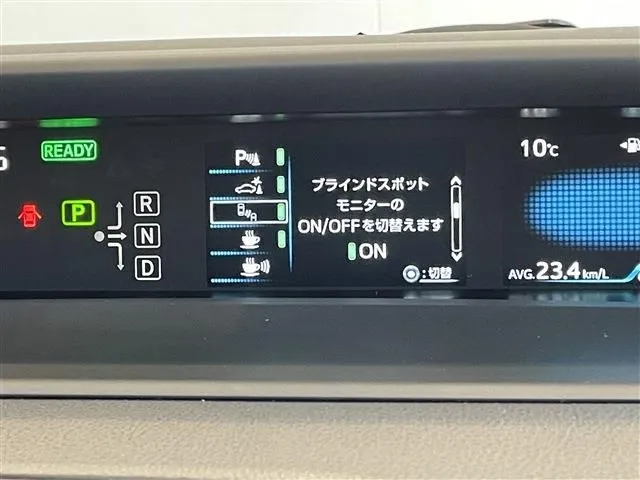 プリウス(トヨタ)の車両写真