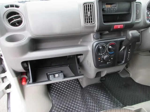 エブリイバン　４ＷＤ（スズキ）の車両写真